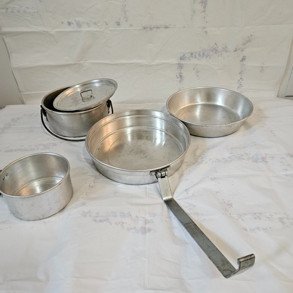 Bulldog Brand Camp Cook Set Made in England Backpacking Kitchen Camping Ware